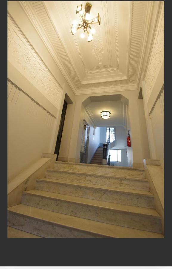 Le Charmant Tours Bagian luar foto